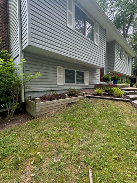 Gallery photos for Elegant Landscape Revamp in Huntingtown: Image #1