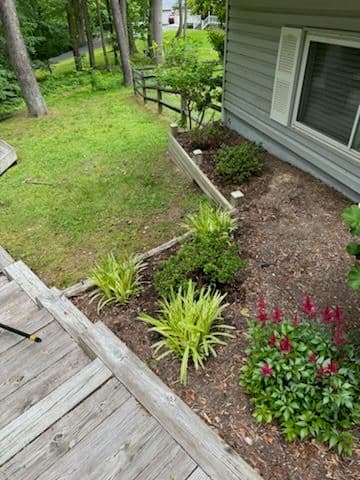 Gallery photos for Elegant Landscape Revamp in Huntingtown: Image #3